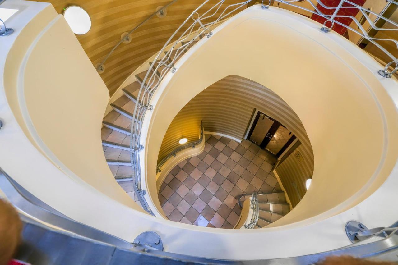 Crowne Plaza Liverpool - John Lennon Airport By Ihg Exteriör bild