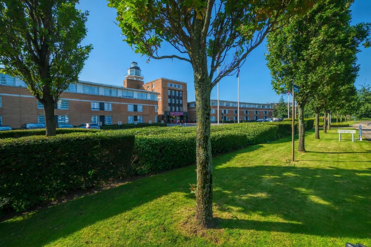 Crowne Plaza Liverpool - John Lennon Airport By Ihg Exteriör bild