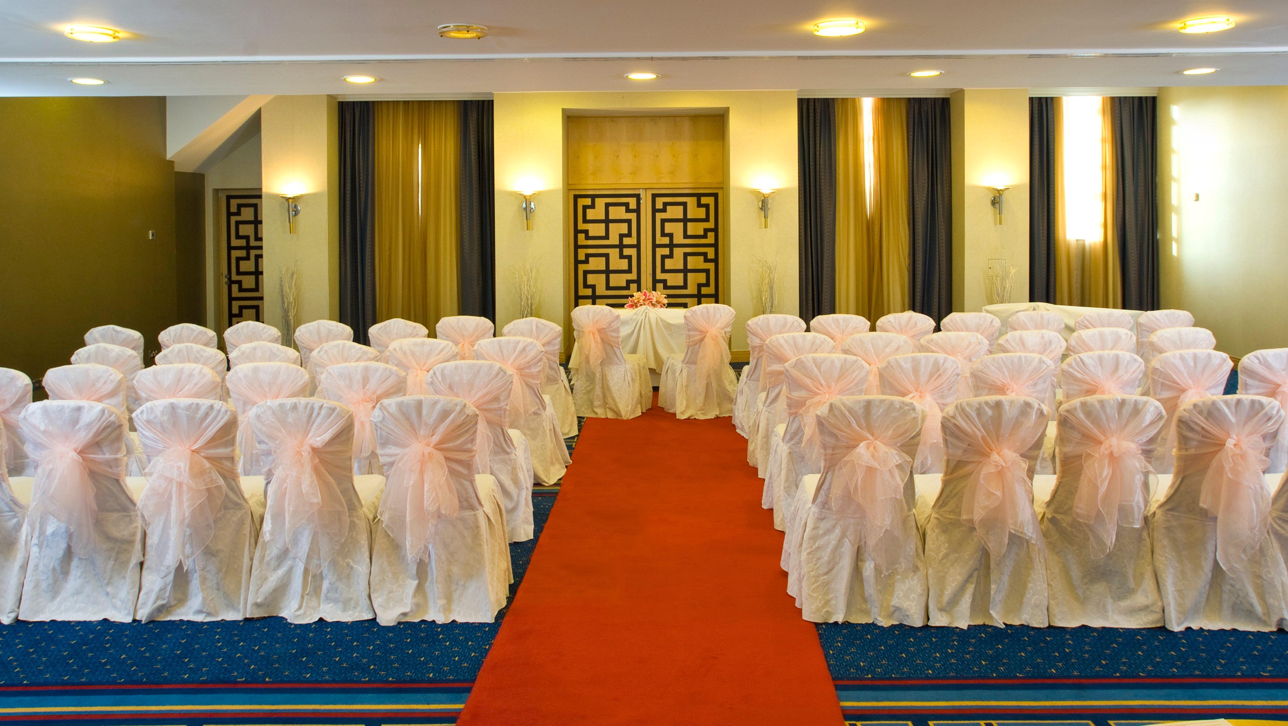 Crowne Plaza Liverpool - John Lennon Airport By Ihg Exteriör bild