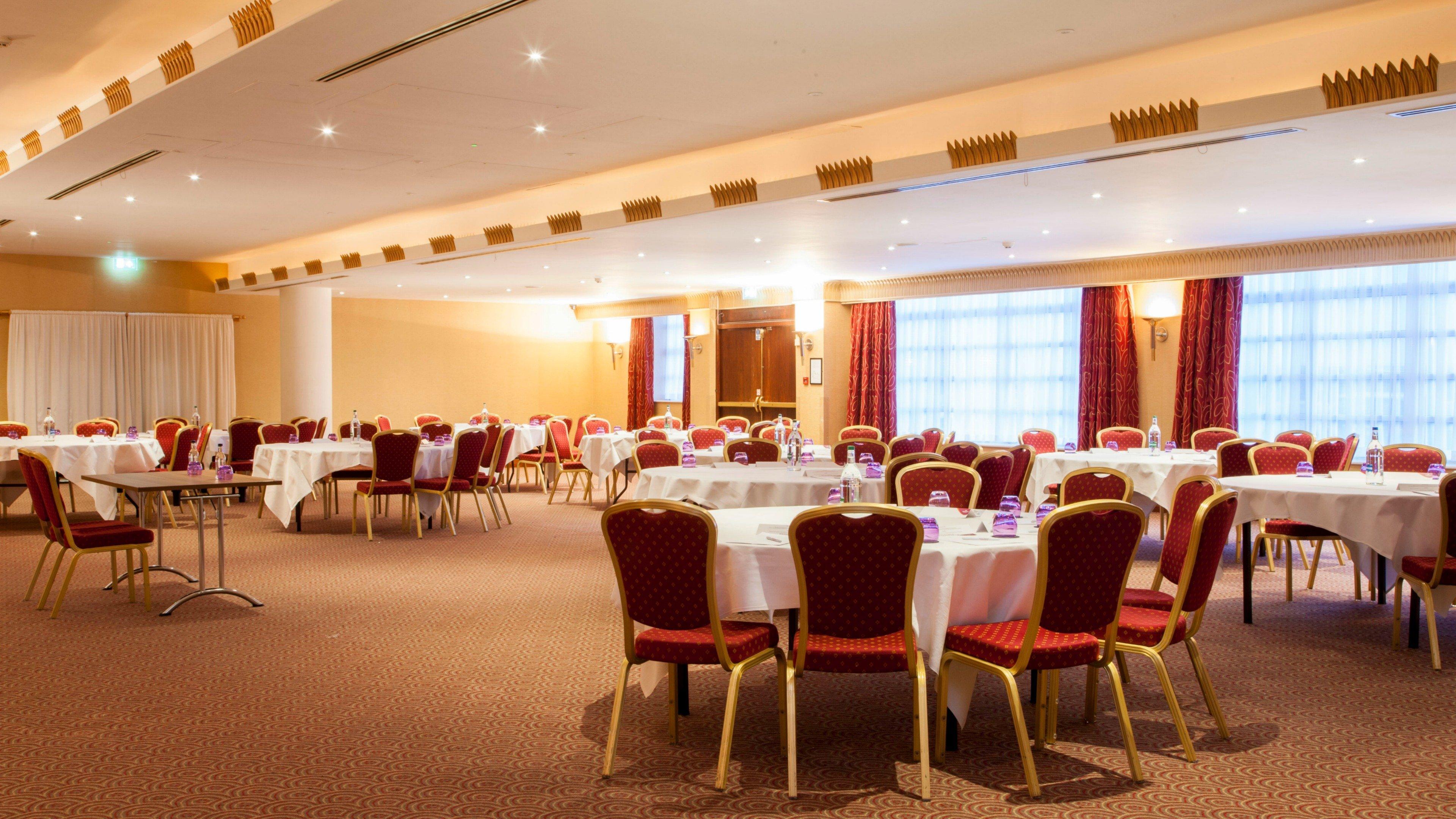 Crowne Plaza Liverpool - John Lennon Airport By Ihg Exteriör bild