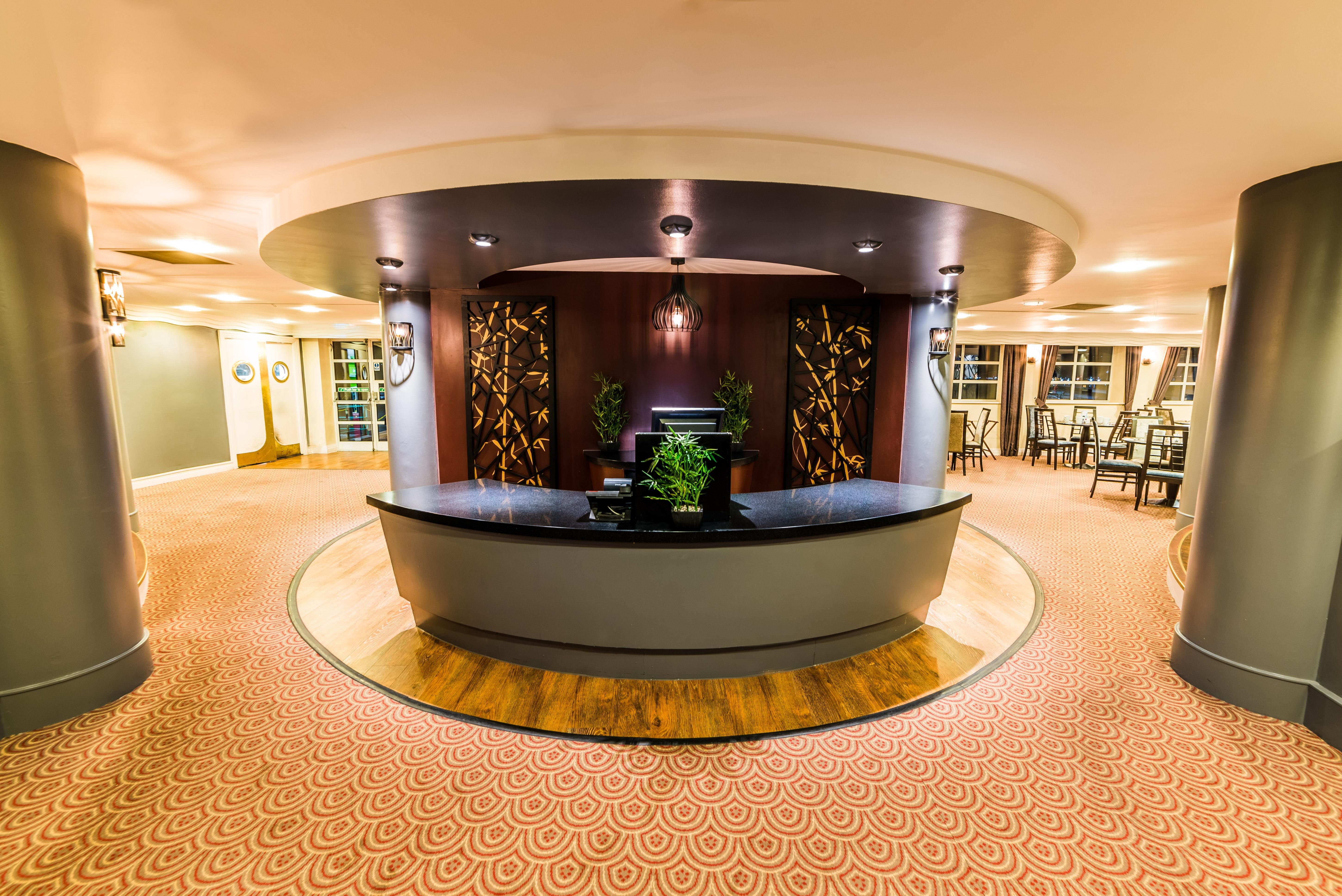 Crowne Plaza Liverpool - John Lennon Airport By Ihg Exteriör bild